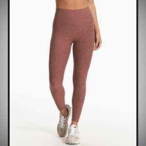 Women’s Vuori “Clean Elevation - Short” Leggings (Heather Hazelnut)